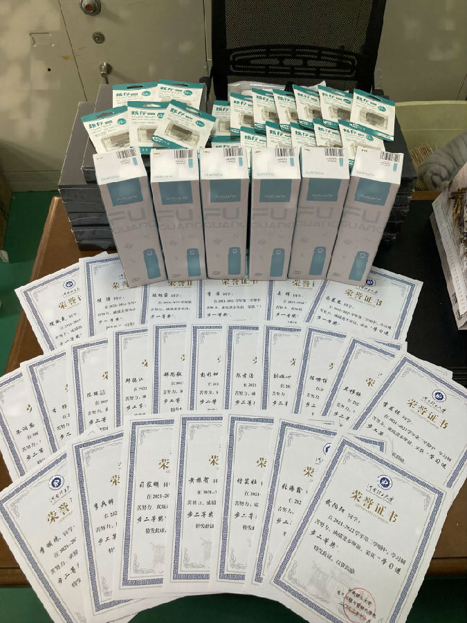 新闻照片 梅苏曼(1).jpg